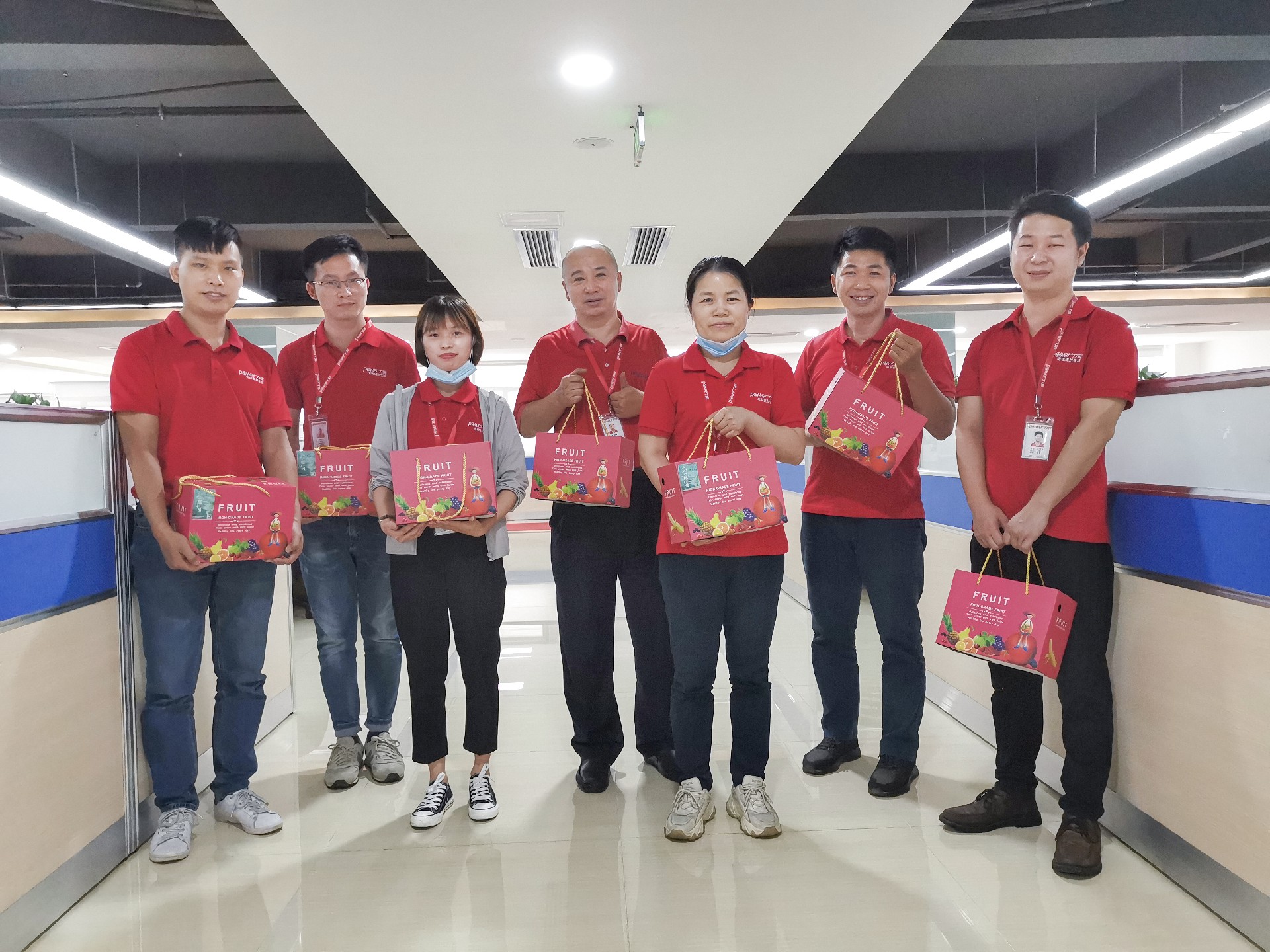 力辉员工关怀|端午送温情,礼轻情意重