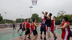 Close-ups of a basketball game1